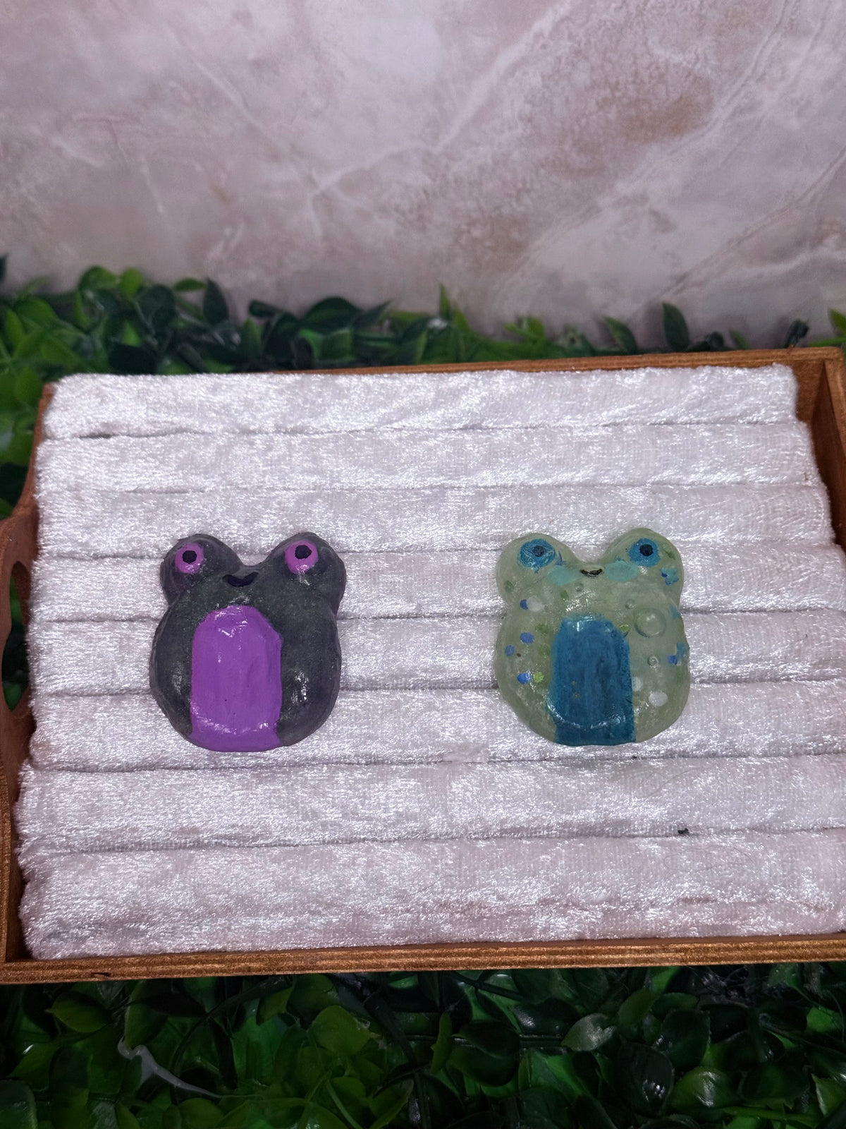 Frog worry stone