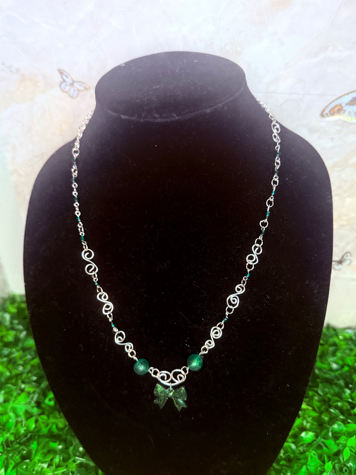 Enchanted Bow Necklace